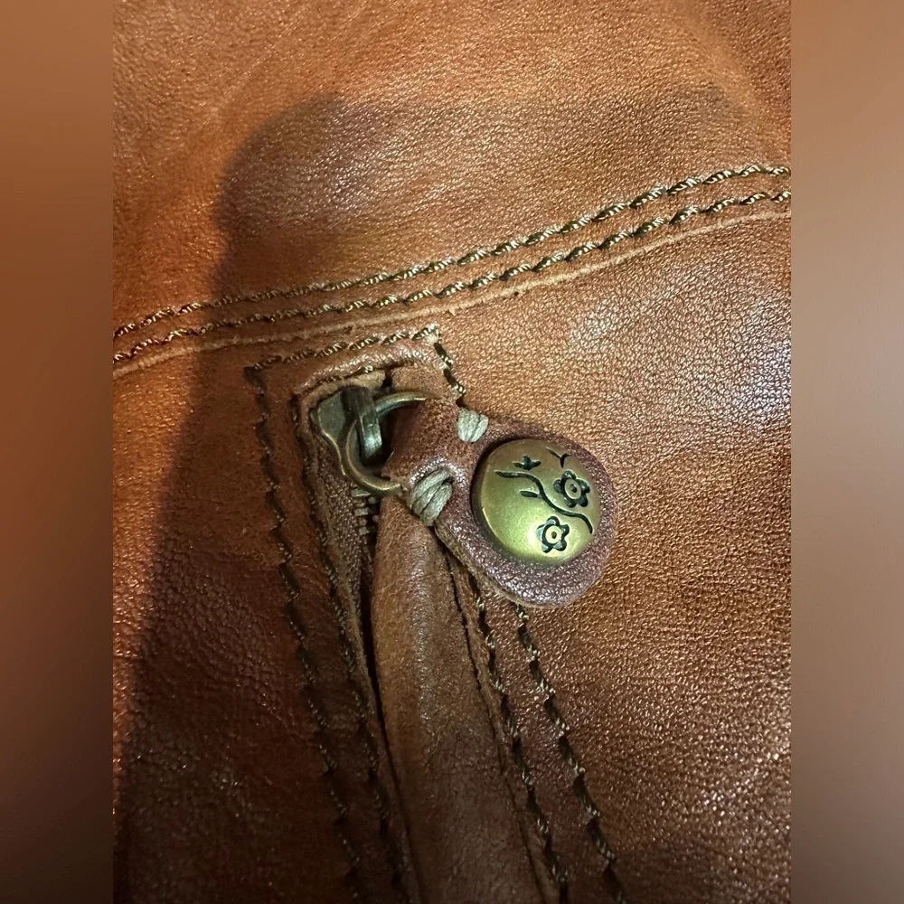 Lucky Brand Brown Italian Leather Shoulder Bag Double Handle Fold Over Closure - Picture 14 of 16